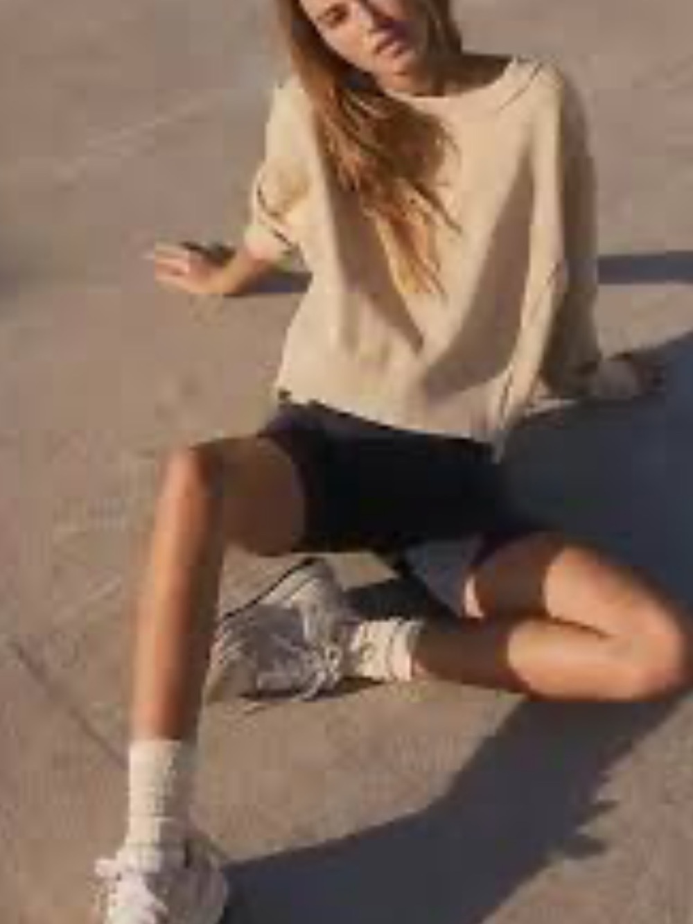 Free People Oatmilk Relaxed Crewneck Pullover size medium - Picture 2 of 4